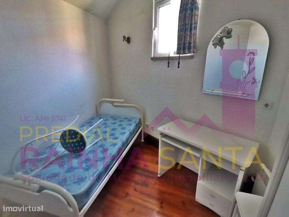 Seis Quartos em apartamento T8 - Próximo à Faculdade de Psicologia