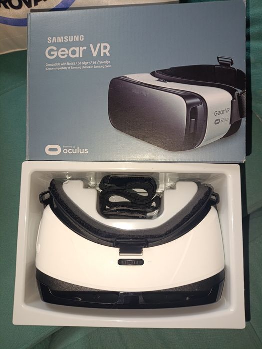 VR окуляри Samsung