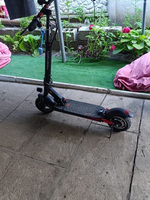 Продам Kugo m4 pro +