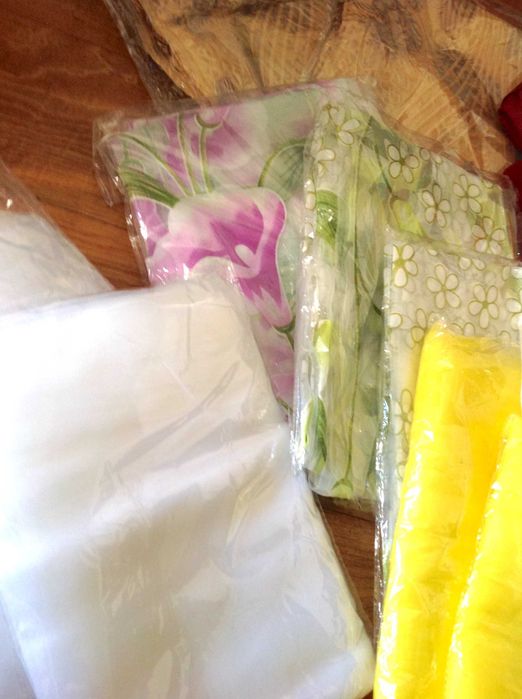 OPORTUNIDADE: Conjunto De 12 Cortinas e Cortinados NOVOS