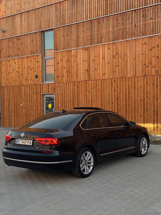 Volkswagen Passat NMS 2016 SEL Premium | 83 тис. км