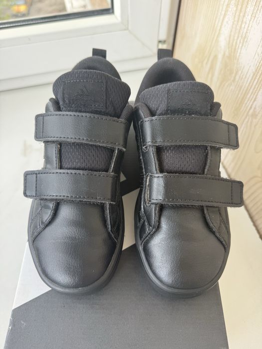 Кросівки Дитячі Adidas Space 2.0  розмір 31,5