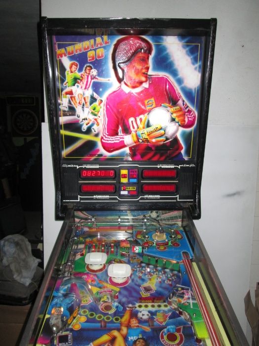 flipper  mundial 90 como nova original. Damos garantia.
