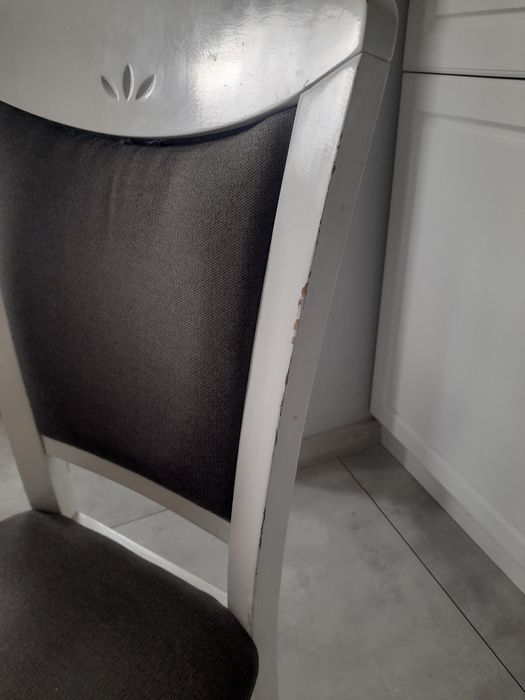 4 sztk drewniane krzesła