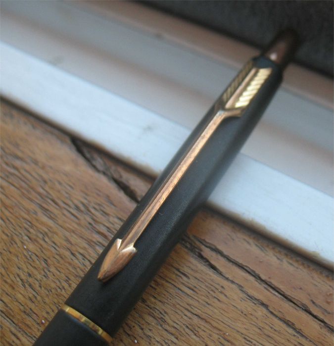 Caneta Parker Usada