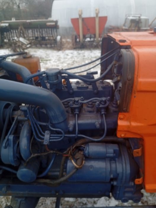 Traktor ogrodowy yanmar  YM2220D