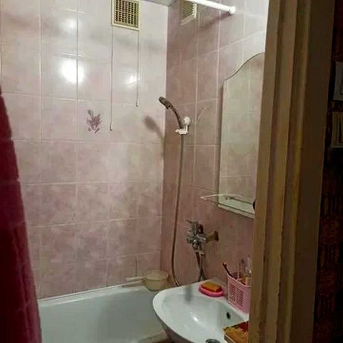 Продам 2к.квартиру на Тополе. БЕЗ КОМИссии
