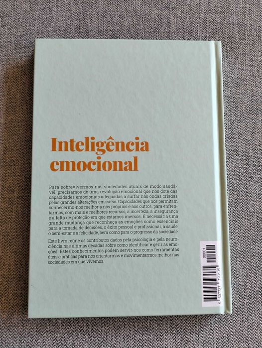 Livro "Intekigência Emocional" Pablo Fernández-Berrocal