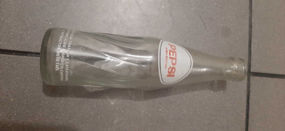 Garrafa Pepsi-cola