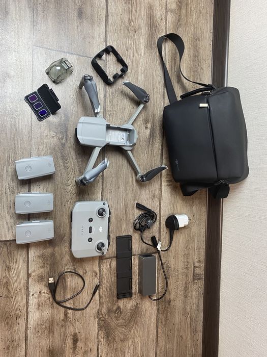 Квадрокоптер DJI Mavic Air 2 Fly More Combo