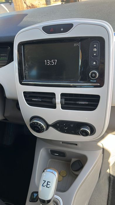 Carro elétrico zoe