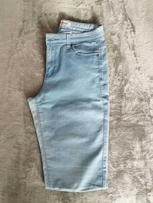 Calças de ganga azuis tipo jeggins