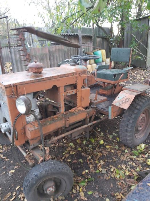 Трактор саморобний