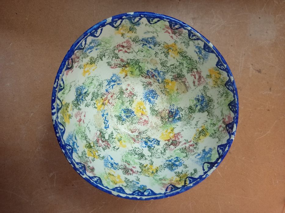 Faiança  corticeira saladeira antiga