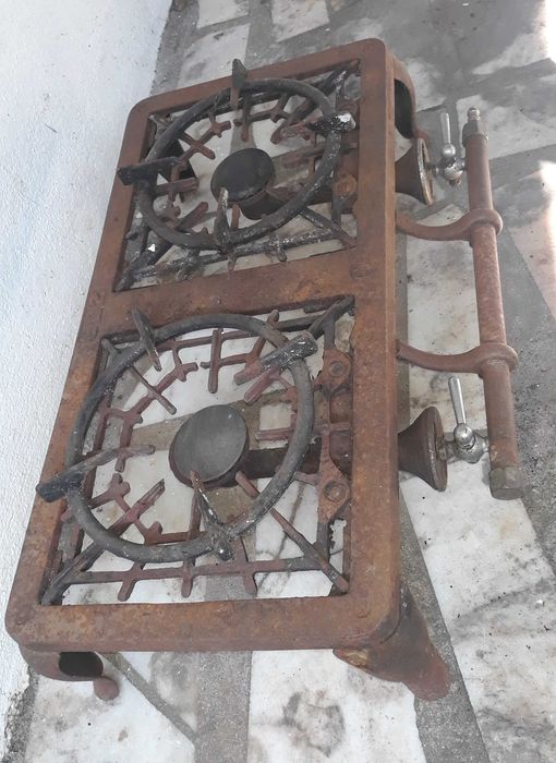 Fogão Antigo em Ferro