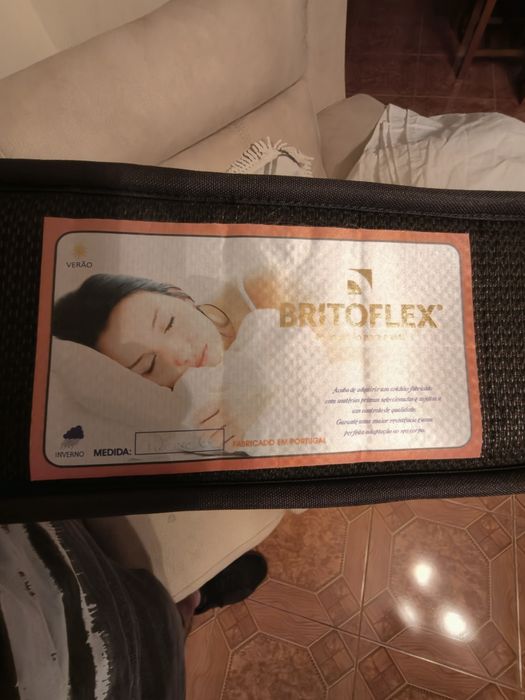 Cama de Bebé com Colchão