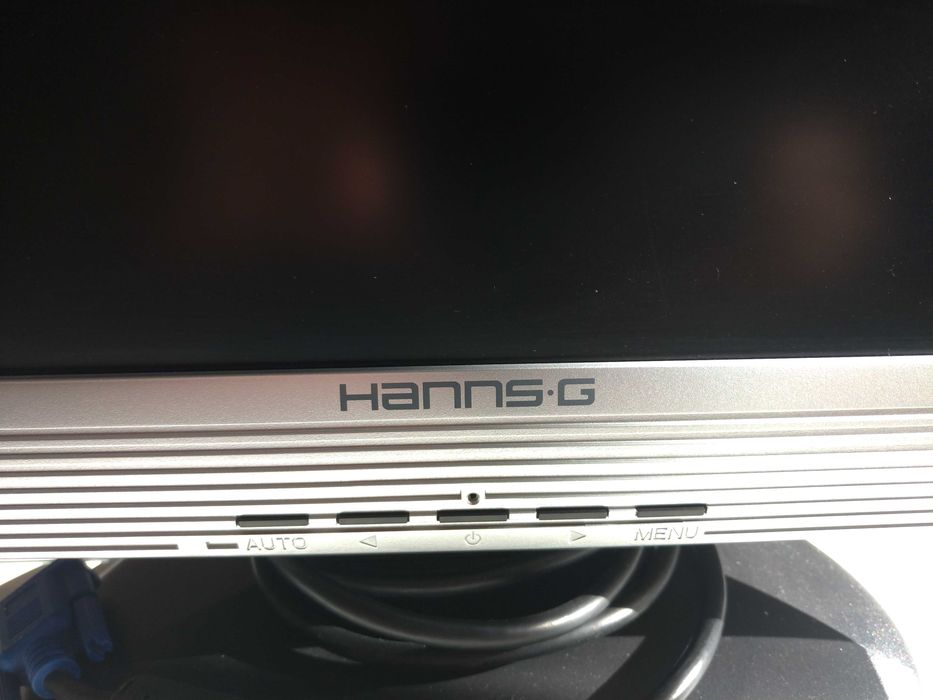 Monitor for computer tower or laptop64586494726915122