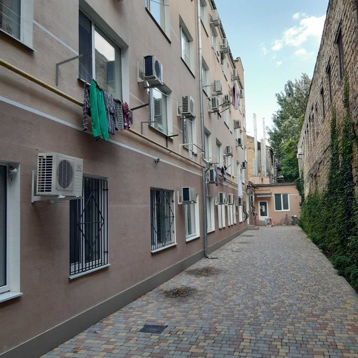 Сдам 1 комнатную квартиру СТУДИЮ на Молдаванке ул. Болгарская