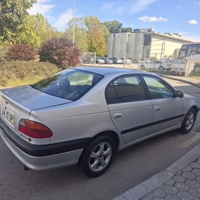 Toyota Avensis 1.6 161.000km