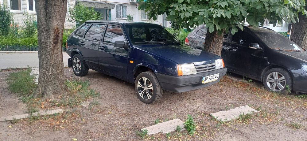 Ваз 2109  інжектор 2005 года