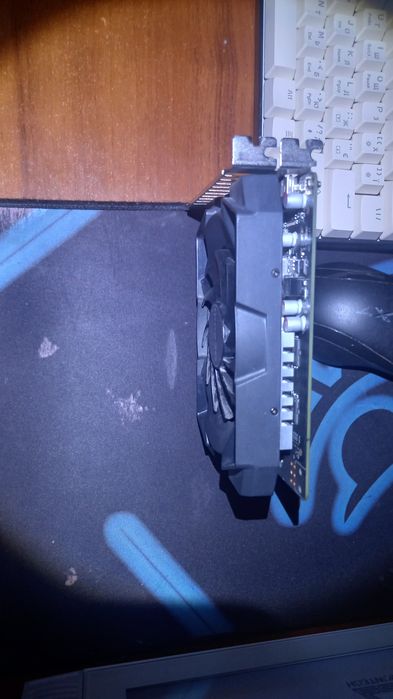 Робоча відеокартка gtx 1050 ti 4gb,inno3d