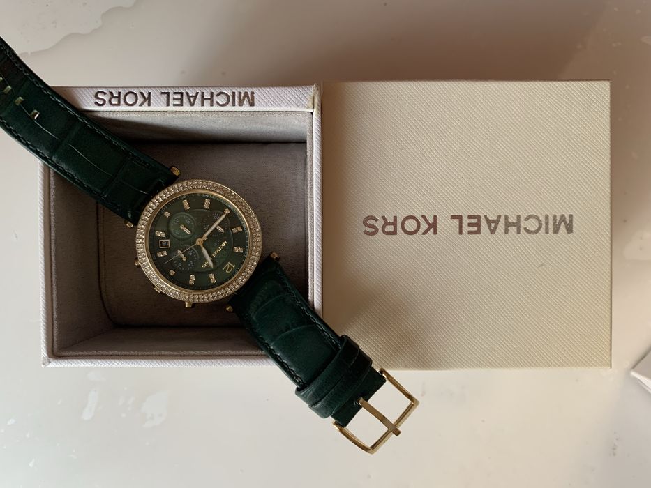 Новые часы,, MICHAEL KORS,,