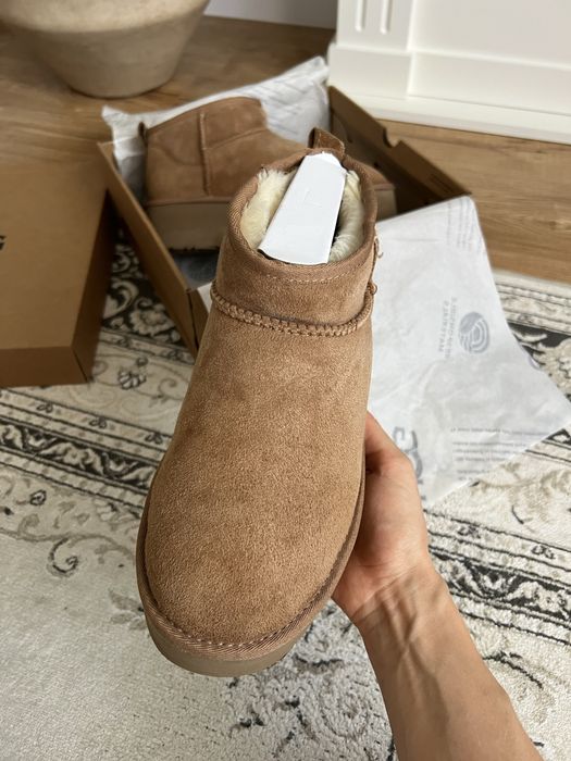 Ugg на масивній платформі