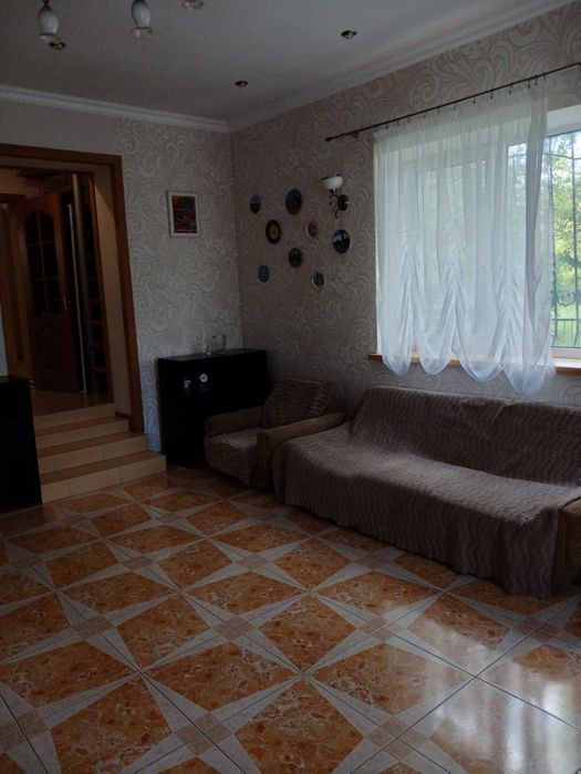 Продам капітальний будинок-дачу в лісовій зоні біля м. Самар