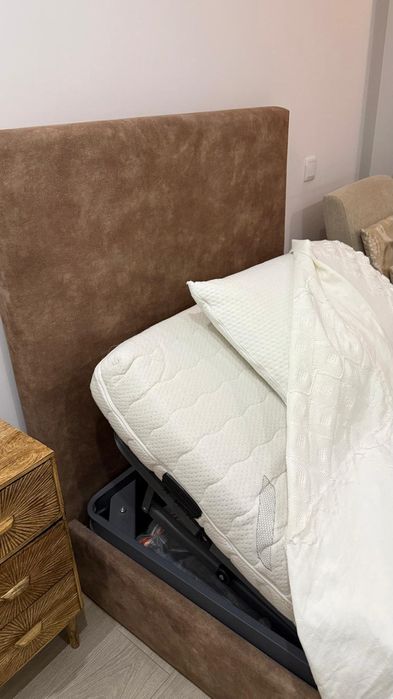 Cama Articulada como Nova