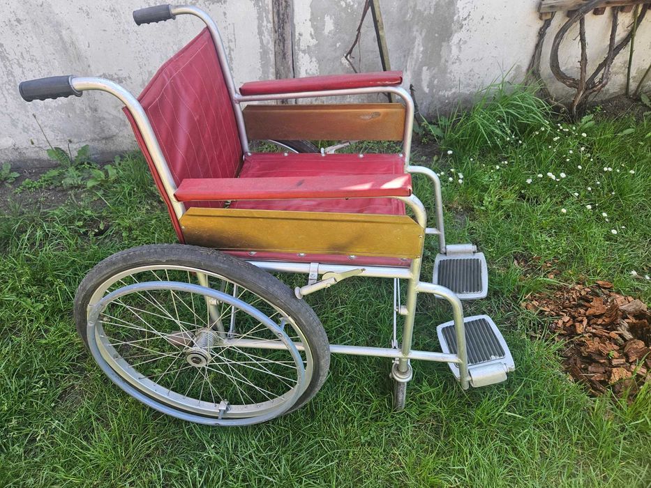 Wózek inwalidzki rodem z prl
