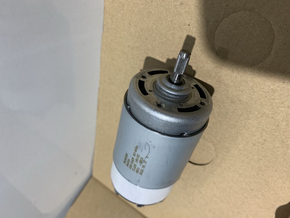 Двигун до feral , moulinex