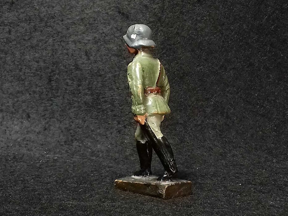 Leyla Soldier - made in Germany 1940´s