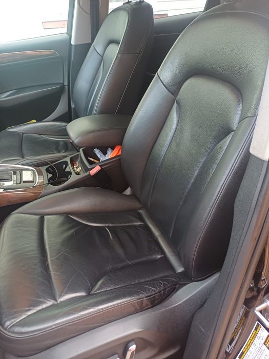 Продам автомобіль AUDI Q5