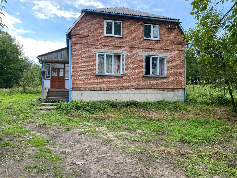 Продається будинок (40 км від Львова)