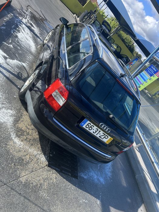 Audi A4 1.9 tdi avant, 130 cv, de 2002, de cor preto,