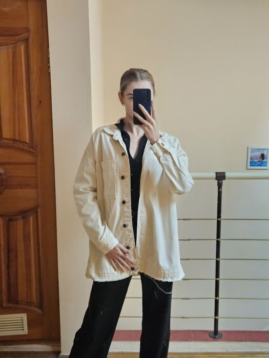 Жіноча куртка ZARA S