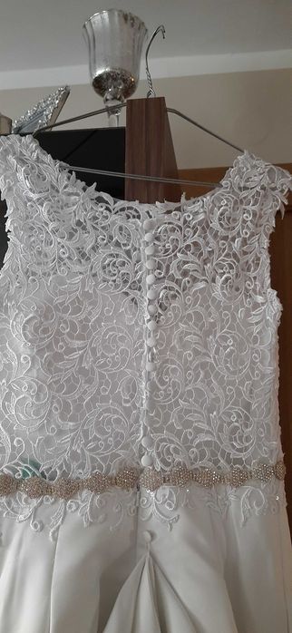 Używana Suknia ślubna R. 38 Elizabeth Passion