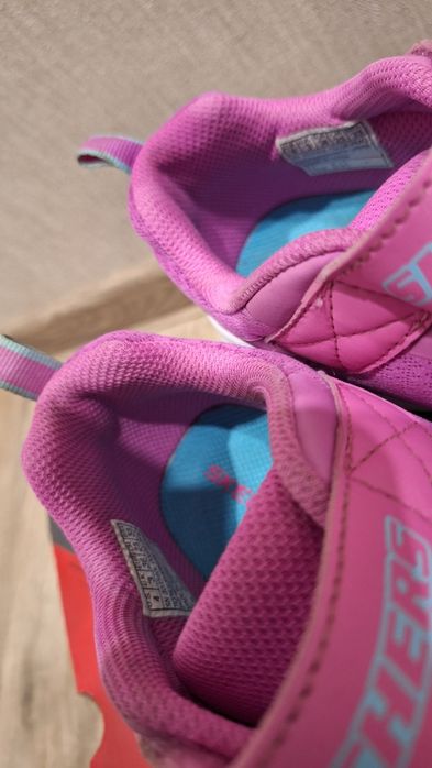 Кросівки Skechers
