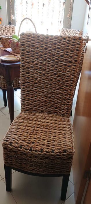 Cadeiras conjunto de 4 - Em  folha natural e madeira