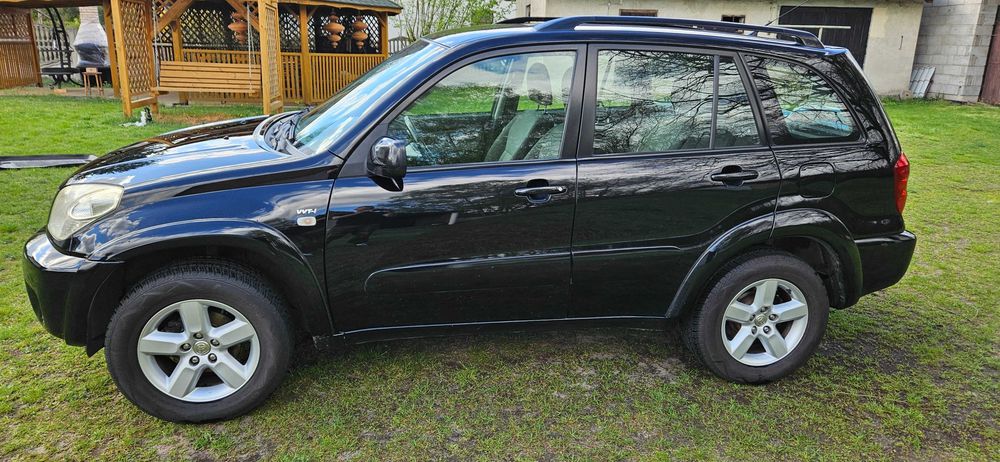 Toyota RAV4 2gen 2005r