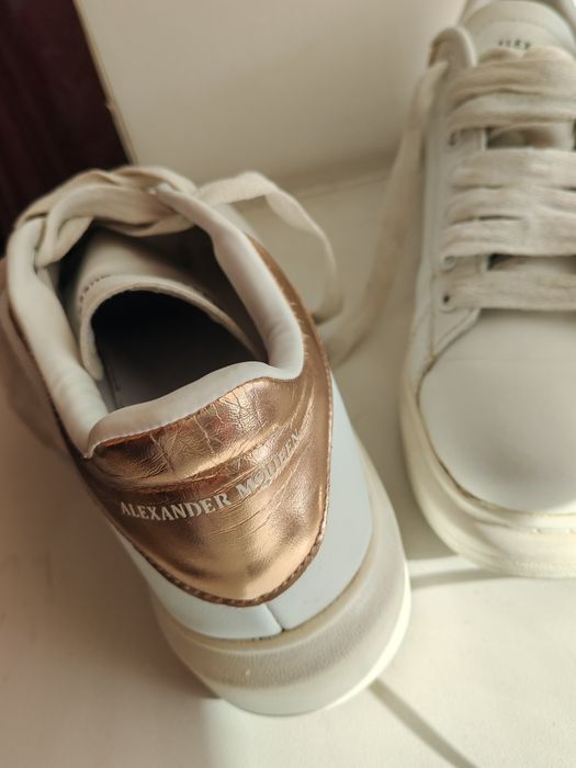 Alexander McQueen жіночі кросівки макасини