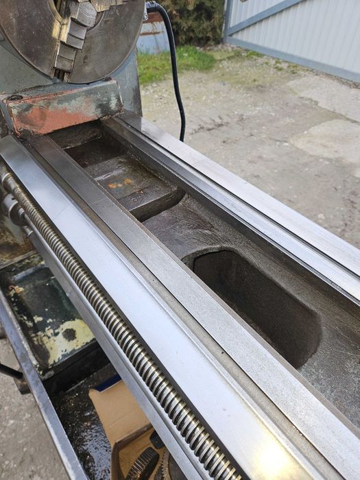 Tokarka konwencjonalna włoska w db stanie okulary