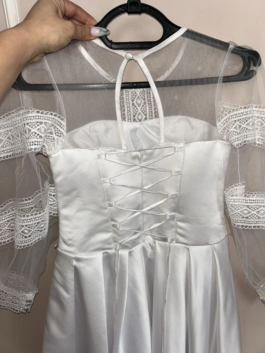 Продам плаття на причастя