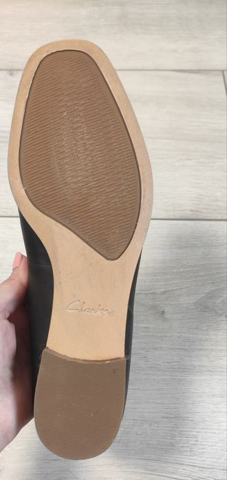 Шикарные лоферы из премиум коллекции Clarks размер 38,5