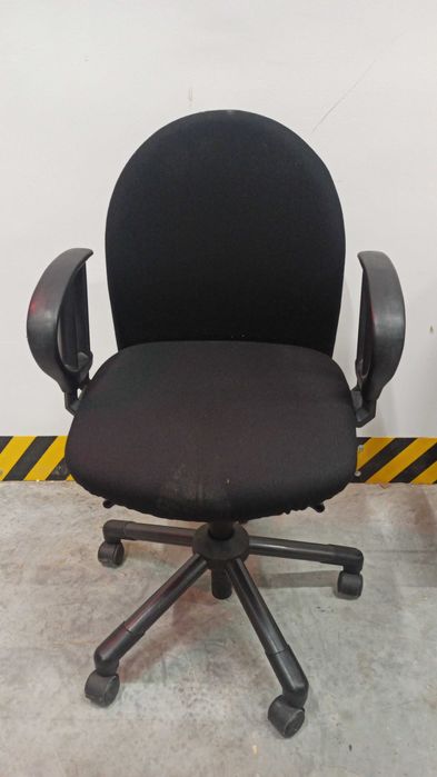 Krzesło biurowe obrotowe