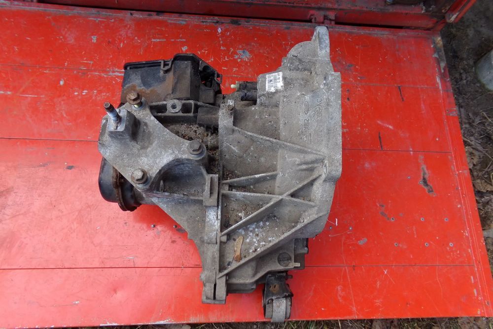 skrzynia biegów 2n1r7002cd ford mazda