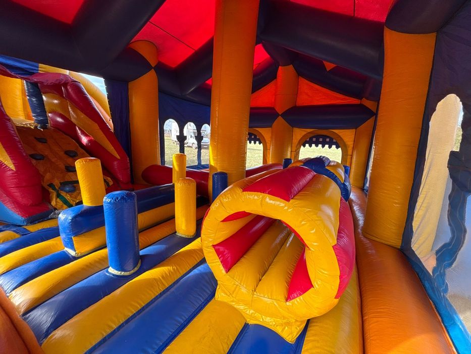 Dmuchaniec duży zamek Kinder Hotel VIV
