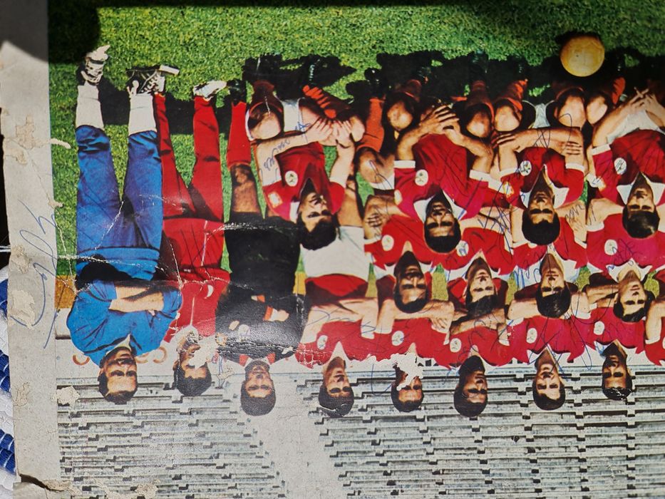 Poster autografado equipe toda benfica época 1968/69 Autografo Eusébio