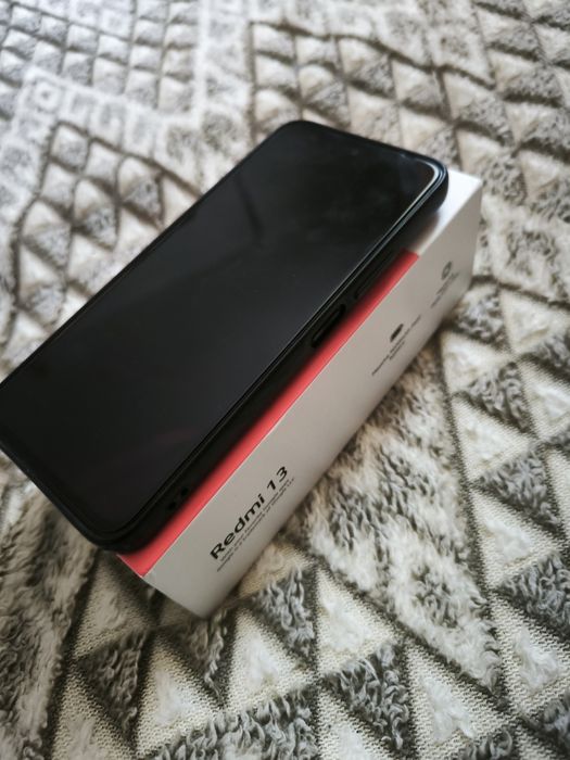 Xiaomi Redmi 13 8/256 Гарний стан!Смарфтон