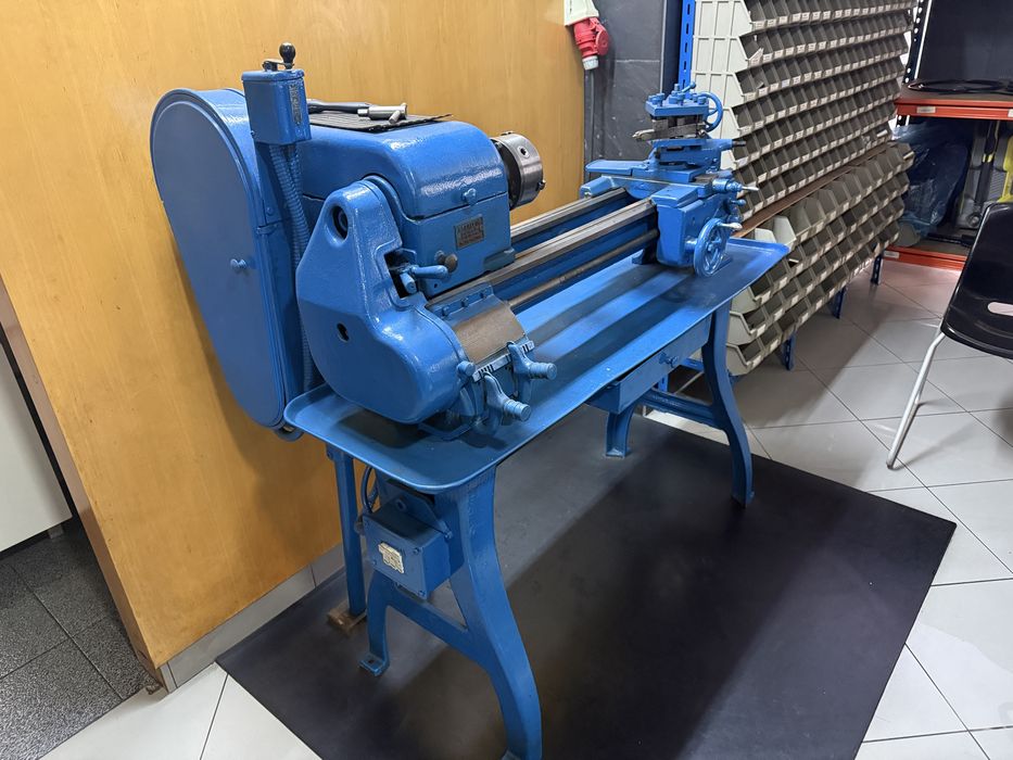 Torno Mecânico para venda em bom estado